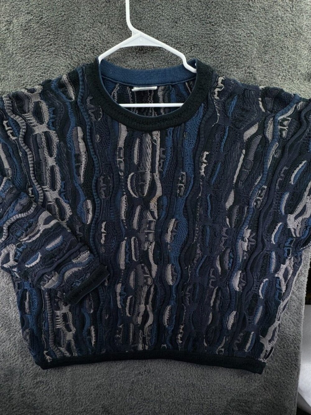 COOGI Australia Authentic 1XL Cotton Blue Pullover 3D Knit Intricate Sweater Men
